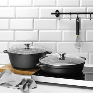 Cocotte avec revetement antiadhesif - 7 L - Noir - 367x290xH122 mm (HENDI)  au meilleur prix sur Restock CHR