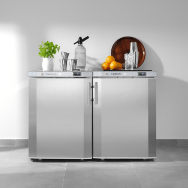 Réfrigérateur de bar sous comptoir 200L inox compresseur silencieux Eco R600a 598x679x(H)838mm - Finedine FINEDINE au meilleur p