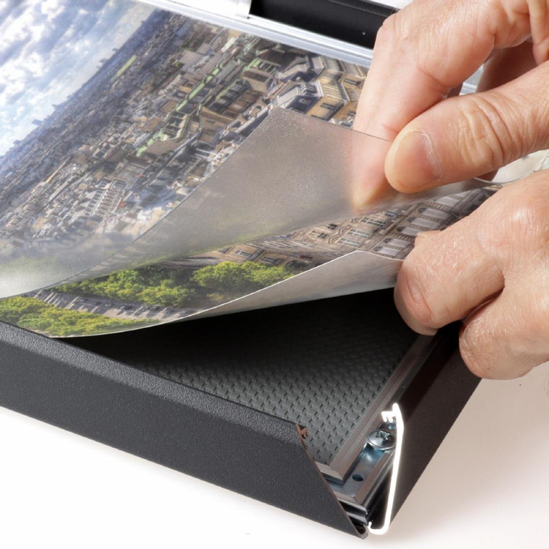 Cadre clipsable Europel A4 25mm noir mat - DTM PRIMERA