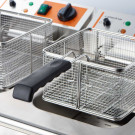 Friteuse électrique avec robinet, double compartiment, Caterina, V 2x8 l, P 2x3 kW - Stalgast  au meilleur prix sur Restock CHR