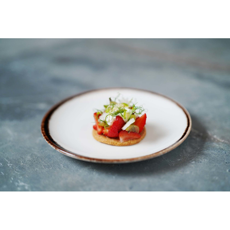 Assiette plate en porcelaine blanche - 260 mm - Finedine  au meilleur prix sur Restock CHR