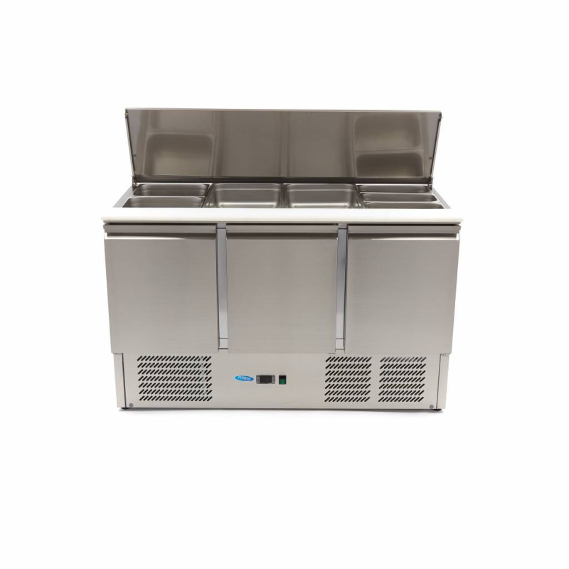 Saladette professionnelle 400L 137cm 3 portes inox avec planche à découper - Maxima  au meilleur prix sur Restock CHR
