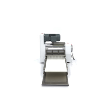 Laminoir à pâte professionnel 38 cm - Épaisseur réglable - Sur table - Idéal CHR - Maxima  au meilleur prix sur Restock CHR